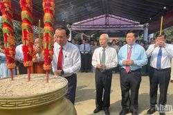 Lãnh đạo Đảng, Nhà nước dâng hương tưởng niệm đồng chí Huỳnh Tấn Phát