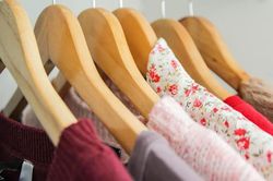 Cách sắp xếp tủ quần áo thông minh, nhắm mắt cũng lấy được thứ mình cần