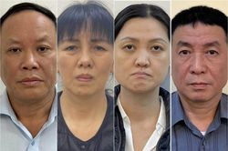 'Ăn' sách giáo khoa và cái giá phải trả