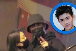 Trần Phi Vũ ôm chặt mẹ ruột khi xuất hiện giữa ồn ào, chỉ thẳng mặt paparazzi vì bị chụp ảnh