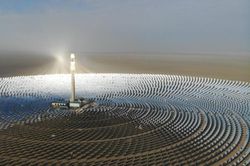 Cận cảnh 'siêu nhà máy điện gương' Trung Quốc tạo 390 triệu kWh điện mỗi năm