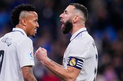 Benzema lập cú đúp giúp Real Madrid đại thắng, vượt thành tích ghi bàn của Raul