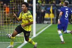 Adeyemi trừng phạt sự phung phí của Chelsea, Dortmund chiếm lợi thế ở vòng 1/8 Cúp C1