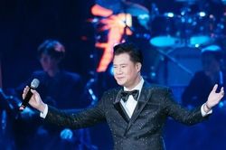 Quang Dũng phải uống thuốc ngủ để... hát