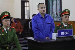 Phạt 11 năm tù kẻ đánh công an, truy sát bạn ở Hà Tĩnh