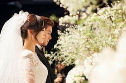 Cưới một người...