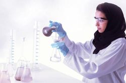 Phát triển sự nghiệp cho phụ nữ trong STEM là ưu tiên quốc gia của UAE