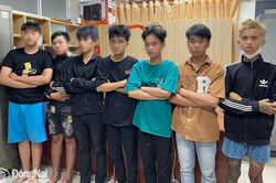 Bắt băng nhóm thực hiện hàng chục vụ cướp giật dây chuyền, điện thoại