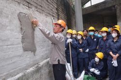 Triển khai Nghị quyết 06 của Chính phủ về phát triển thị trường lao động