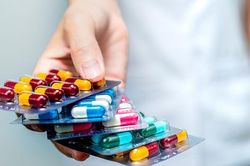 Viêm phổi và các thuốc trị bệnh