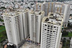 Nới tiêu chí cho vay để 'giải cứu' doanh nghiệp bất động sản