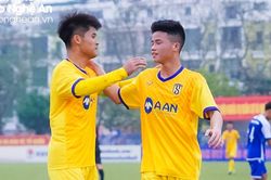 U17 Sông Lam Nghệ An dội mưa bàn thắng lên U17 Phú Thọ