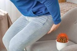 Mất máu liên tục, 3 lần cấp cứu vì chữa bệnh trĩ sai cách