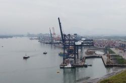 Hơn 1.400 tỷ đồng nạo vét luồng Cái Mép - Thị Vải để đón 'siêu tàu' container