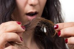 10 dấu hiệu nên nghĩ ngay tới bệnh lý tuyến giáp