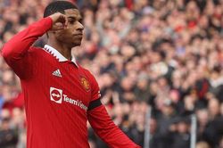VIDEO bàn thắng MU 3-0 Leicester: Rashford cú đúp, MU thu hẹp khoảng cách với Man City