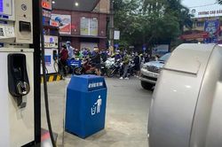 Giá xăng, dầu cùng giảm