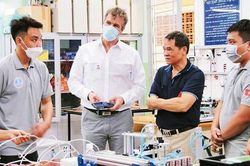 Hợp tác quốc tế nâng cao chất lượng nguồn nhân lực