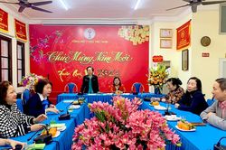 GS.TS Nguyễn Thị Doan- Chủ tịch Hội Khuyến học Việt Nam chúc mừng Ngày Thầy thuốc Việt Nam