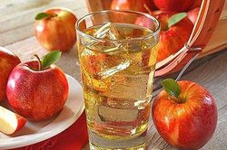 Ăn trái cây lên men có nồng độ cồn: Người tham gia giao thông cần làm gì để tránh 'tình ngay lý gian'?