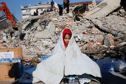 Đằng sau những phép màu trong động đất Thổ Nhĩ Kỳ, Syria