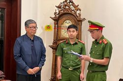 Bắt nguyên Hiệu trưởng Trường ĐH Bách khoa Đà Nẵng Đoàn Quang Vinh