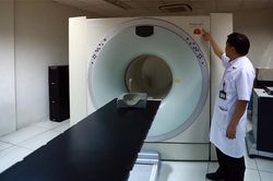 Tiến sĩ Bùi Sỹ Lợi: Giải tỏa ngay máy móc 'đắp chiếu' để dùng cho người bệnh
