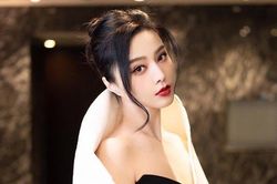 Phạm Băng Băng bất ngờ thu hút sự chú ý lớn của truyền thông