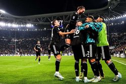 Nhà vô địch World Cup lập hat-trick, Juventus gửi lời thách thức tới MU và phần còn lại