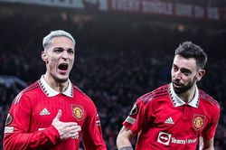 Antony '100 triệu' rực sáng, MU tiễn Barcelona khỏi đấu trường Europa League