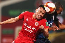 Đừng để V-League mãi 'hy sinh', không thể có kiểu 'mình thích thì dừng thôi'