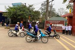 Nhà trường phối hợp với công an, quân đội tuyên truyền pháp luật