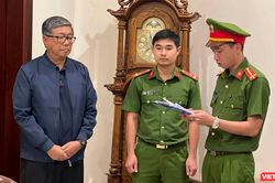 Bắt nguyên Hiệu trưởng Đại học Bách khoa Đà Nẵng