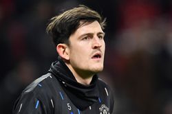 Maguire nói gì khi liên tục phải ngồi dự bị