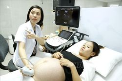 Tầm soát, sàng lọc trước sinh và sơ sinh: Bài 1: Giảm gánh nặng bệnh tật bẩm sinh