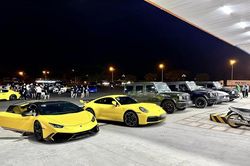 Đoàn siêu xe bị CSGT bắt lỗi trên cao tốc đối diện mức phạt nào?