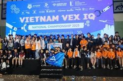 Ươm mầm nhân lực công nghệ cao
