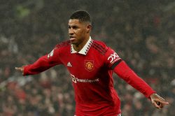 Sir Alex: Rashford không phải 'số 9'