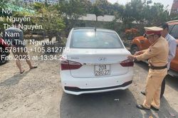 Phạt 17 triệu đồng tài xế đi ngược chiều trên cao tốc Hà Nội-Thái Nguyên