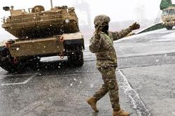 Đức 'phản pháo' Mỹ về quyết định chuyển xe tăng Abrams cho Ukraine