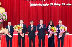 Tiến hành miễn nhiệm, bầu bổ sung Ủy viên UBND tỉnh Nghệ An nhiệm kỳ 2021-2026