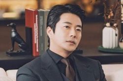 Tài tử Kwon Sang Woo bán 5 siêu xe sau khi bị điều tra thuế