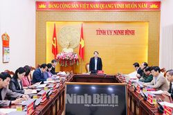 Thường trực Tỉnh ủy giao ban với các huyện ủy, thành ủy, đảng ủy trực thuộc