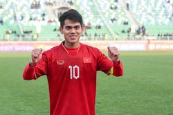 Khuất Văn Khang xuất sắc nhất trận U20 Việt Nam thắng U20 Australia
