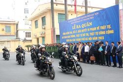 Hình ảnh lễ ra quân kiểm tra, xử lý vi phạm trật tự an toàn giao thông, đô thị ở Hà Nội