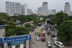 Chờ cả ngày vẫn chưa được đăng kiểm ôtô
