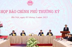 Giảm lãi suất, tiếp tục tháo gỡ khó khăn cho thị trường bất động sản