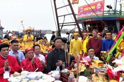 Cửa Lò khai mạc Lễ hội đền Mai Bảng năm 2023
