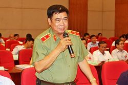 Thiếu tướng Đỗ Hữu Ca khai đã nhận 35 tỷ đồng để 'chạy án'