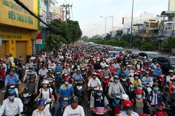 Bỏ bảo hiểm xe máy: Bộ Tài chính nói không, cử tri 'gõ cửa' Bộ Giao thông